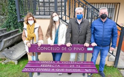 EL Ayuntamiento de O Pino instala un Banco Morado contra la Violencia Machista